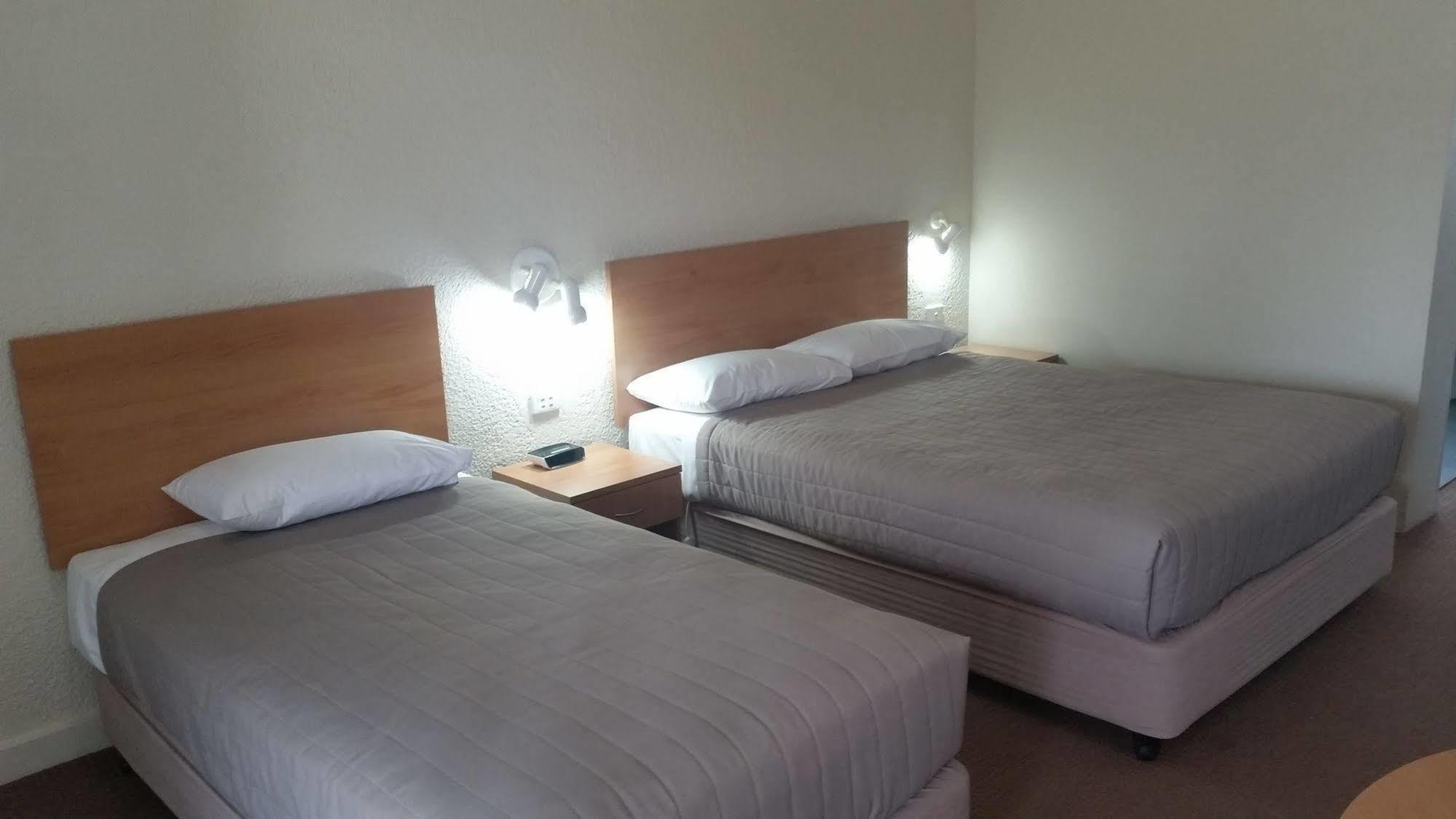 Boulevarde Motor Inn Wagga Wagga Dış mekan fotoğraf